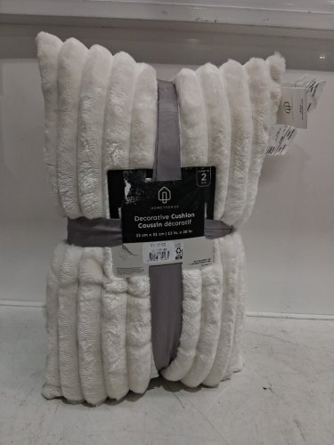 2PK Hometrends decorative faux-fur cushion - 13" X 20" WHITE (MODEL:JET15146) image 2