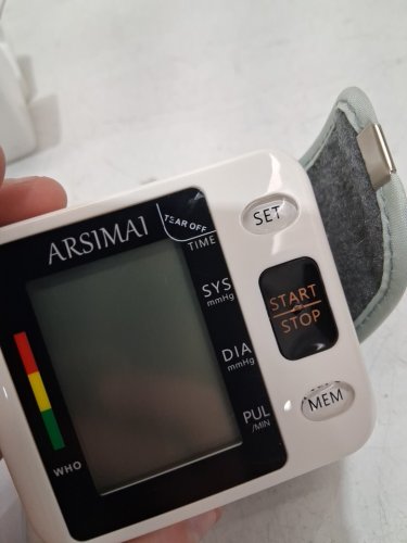 ARSIMAI WRIST BLOOD PRESSURE MONITOR W/ AUTO-SHUTOFF & INTELLIGENT PRESSURE - 5.3"-7.6" WRIST - WHITE (MODEL: BSX312) image 5