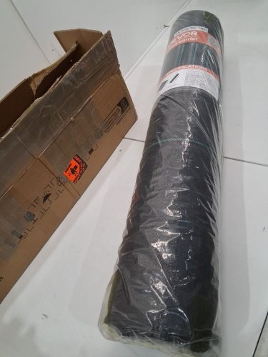 VEVOR PREMIUM WEED BARRIER, HEAVY DUTY FABRIC PLANT BARRIER - 6FT x 300FT - BLACK (model: 6*300ft70) image 2