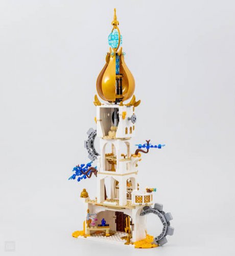723pc Lego - dreamzzz - the sandman’s tower (71477) image 3
