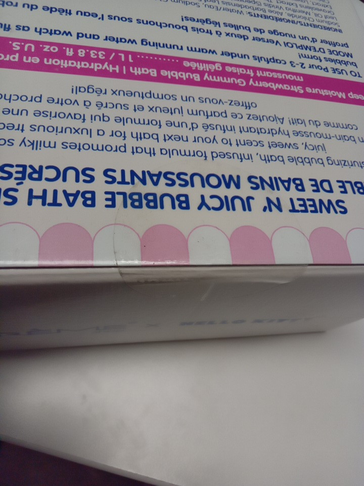 2pk The Crème Shop Hello Kitty Sweet N Juicy Bubble Bath Set - 1L - (MODEL:1896768) image 3