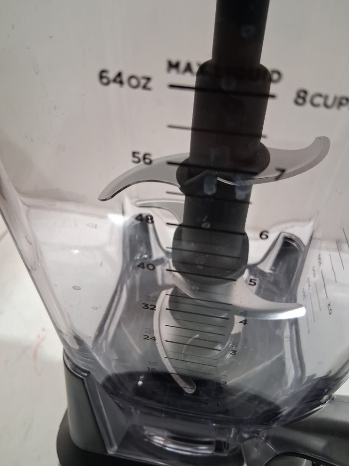 NINJA PROFESSIONAL BLENDER - BLACK/SILVER (MODEL: NC600CCO) image 5
