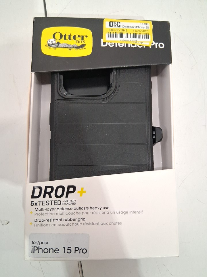 OtterBox Defender Series Case for iPhone 15 PRO - black image 2