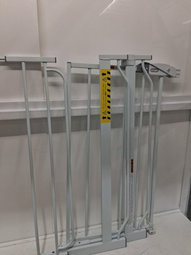 REGALO EASY STEP SAFETY GATE - 29"- 38.5" - WHITE (MODEL : 1160-DS) image 4