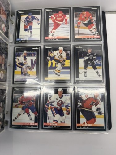 APPRX 630+ ASSSTD PINNACLE 1992/93 HOCKEY CARDS image 12