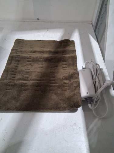Sunbeam Premium Heating Pad with XpressHeat Technology 6 settings and auto shut-off - Standard Size(12"x15") - Brown (model: 2014-760-cnr) image 3