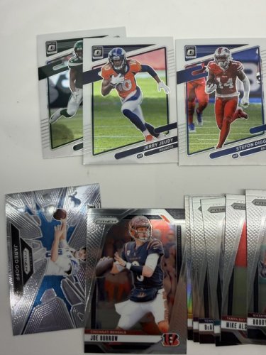 95 ASSTD FOOTBALL CARDS image 20