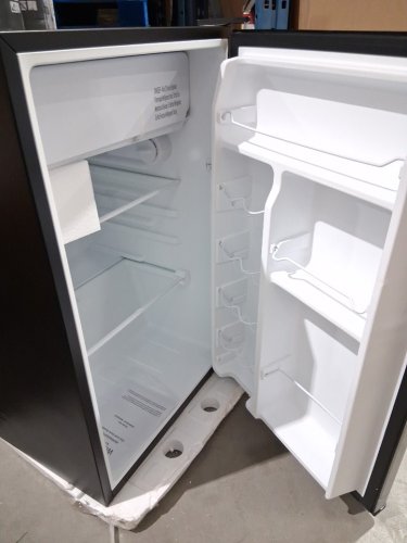 whirlpool mini refrigerator/FRIDGE with reversible door - freezer compartment - 4.3cu.ft stainless steel and black (model:wh43s1e) image 8