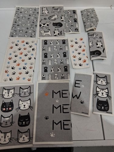 12Pc Recyco plant based Swedish dishcloths - cat print (MODEL: 1796215) image 3