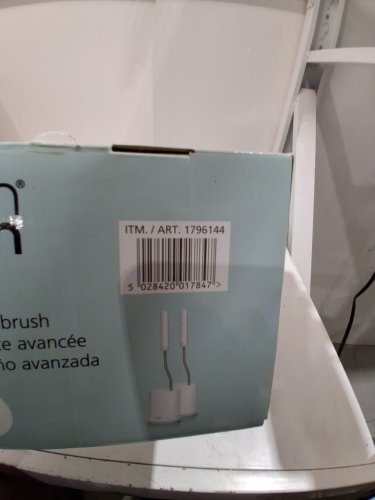 2pk JOSEPH JOSEPH FLEX LITE SILICONE Toilet Brush with Slimline Holder Set - WHITE (MODEL: 1796144) image 3