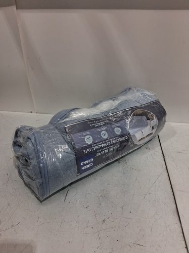 BERKSHIRE REVERSIBLE DOWN-ALTERNATIVE COOLING BLANKET - QUEEN - BLUE (MODEL: 1986200) image 2