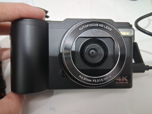 Digital Camera w3ith 18X Zoom - 64MP Camera / 180-Degree Flip Screen / Auto Focus - Black (Model:	DC060-WYJ) image 6