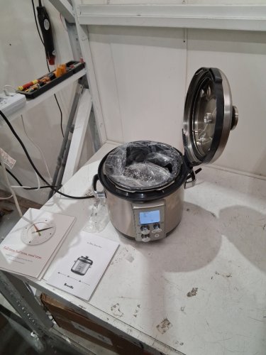 BREVILLE THE FAST SLOW PRO DIGITAL MULTI-COOKER - 6QT. CAPACITY - STAINLESS STEEL (MODEL: BPR700BSS) image 2