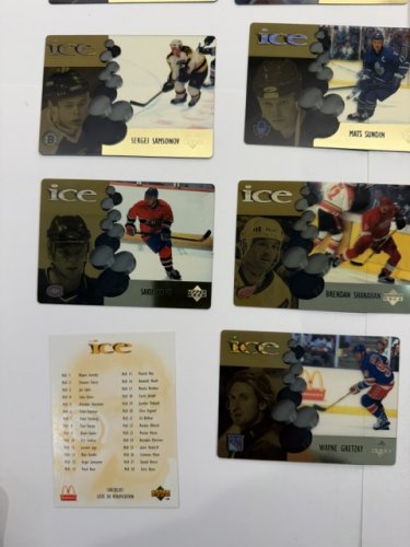 28 ICE MCDONALDS 1998 GOLD HOCKEY CARD COLLECTION FULL SET image 4
