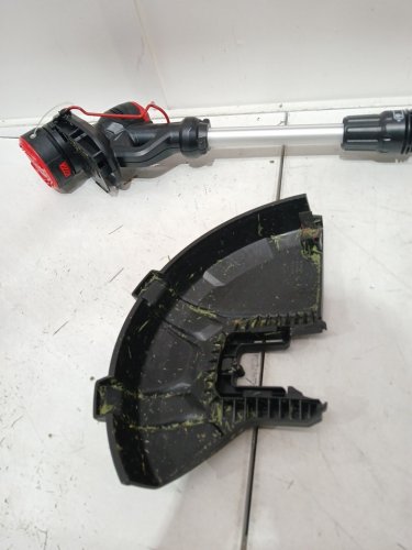 CRAFTSMAN CORDLESS string trimmer & edger WEEDWACKER with automatic line feed - 13" - 20V - black/red (MODEL: CMCST90001) image 4
