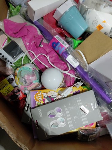 assorted MIXED item MYSTERY PALLET - VARIOUS PRODUCTS - aprox 300+ - (pallet #31) image 7