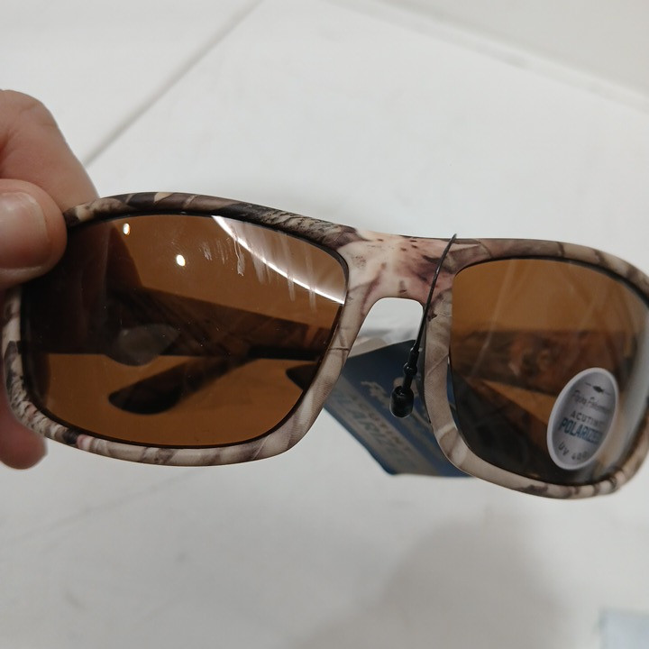 flying fisherman Buchanan Polarized Sunglasses - one size - camo frames/amber lenses -  (model:7719ca) image 3