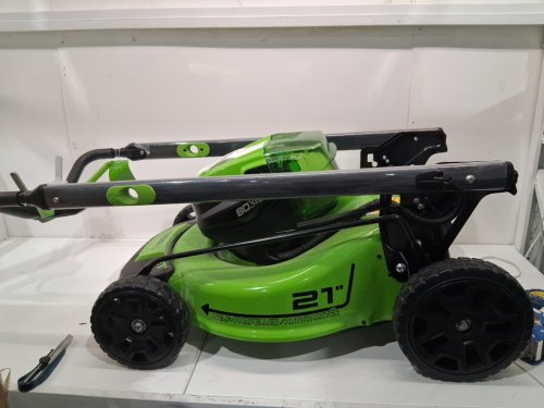 GREENWORKS SELF-PROPELLED LAWN MOWER WITH 1 EXTRA BLADE AND BATTERY CHARGING STATION - 80V - 21" - 2.0 AH + 4.0 AH BATTERY - GREEN (MODEL: LMB455) image 2