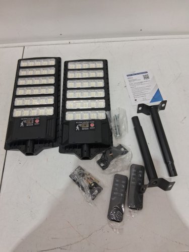 2PK SOLAR FLOOD LIGHTS WITH REMOTES, beaming angle - 7000K - BLACK image 3