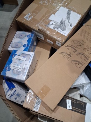 assorted MIXED item MYSTERY PALLET - VARIOUS PRODUCTS - aprox 300+ - (pallet #21) image 7