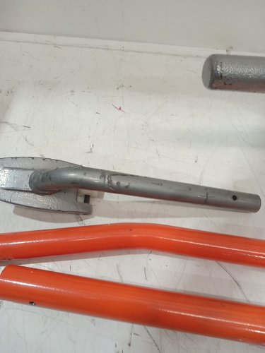 manual steel tire mount demount changer removal tool with extra bead keeper - 22.5" to 24.5" tires - orange (model: xjc-008-0) image 5
