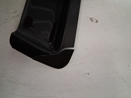 R-GEE In-Channel Window Rain Guards - Compatible with 2014-2023 Jeep Cherokee Models - Black / Yellow (Model:	‎WV006) image 4