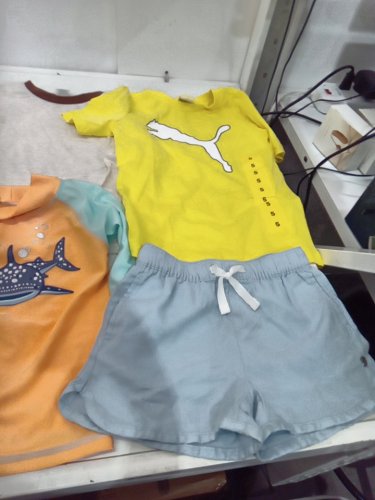 4 ASSORTED KID'S CLOTHES - SIZES 4-5 image 4