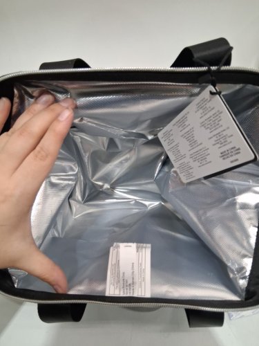 igloo luxe cooler/lunch bag - 9 cans max capacity - black/silver (model: 2014223) image 3