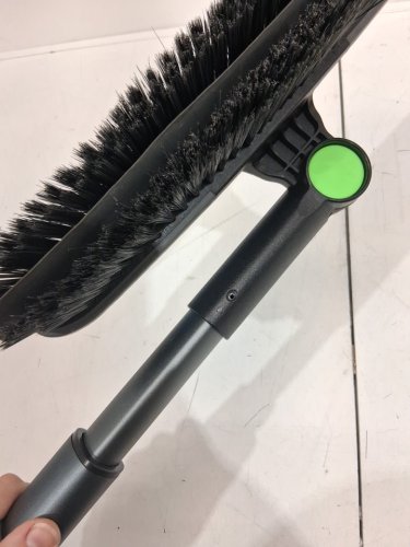 2pc polar xtreme snow brush and scraper with rubber side - 58" - green/black (model:2732382) image 5