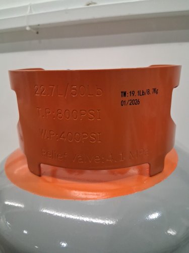 refrigerant recovery tank with double valve system - 50lb capacity - orange/grey (model: lx-33629b) image 3