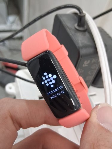 Fitbit Inspire 2 Health and Fitness Tracker - 24/7 Heart Rate Monitor, Small and Large Bands - pink (MODEL: FB418) image 4