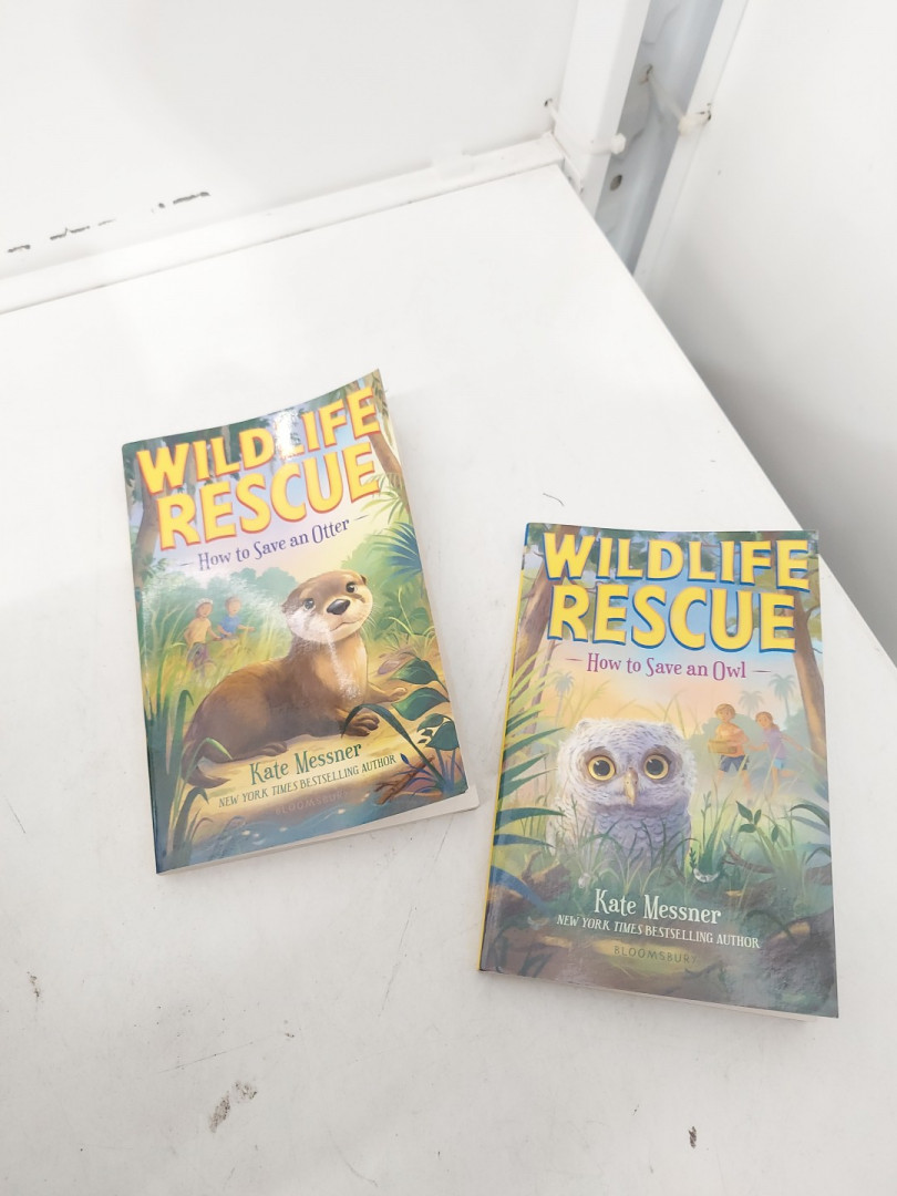 2PC WILDLIFE RESCUE "HOW TO SAVE" SCIENCE BASED BOOK SERIES WRITTEN BY KATE MESSNER - BOOK 1: OTTERS & BOOK 2: OWLS image 2