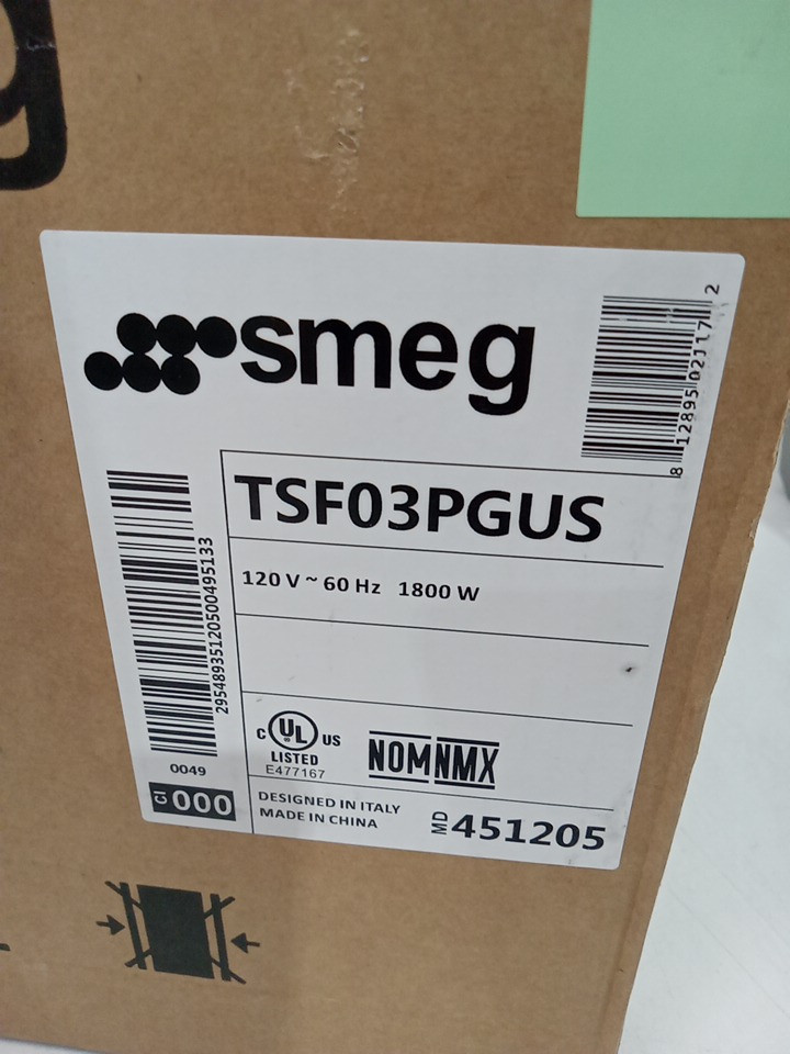 SMEG 50's retro style 4-Slice Long-Slot Toaster - MINT GREEN (Model: TSF03PGUS) image 3