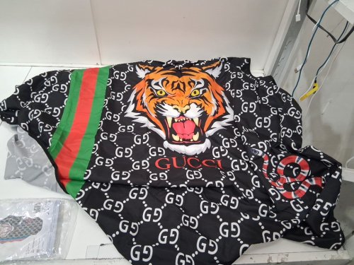 barber flow Gucci tiger cape - king size - assorted colours image 2