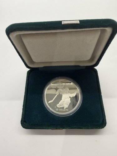CALGARY 1988 OLYMPICS 20 DOLLAR ONE TROY OUNCE OF PURE SILVER COIN HOCKEY GOALIE image 2