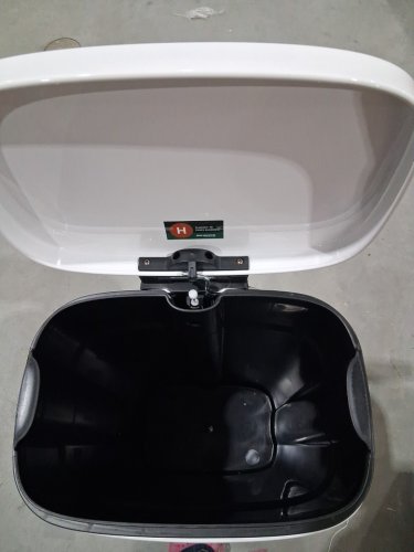 SONGMICS TRASH CAN WITH LID STAINLESS STEEL SMALL WASTE BIN - 8 GALLON - WHITE (MODEL: LTB102W01) image 4