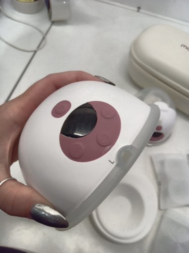momcozy m5 smart wearable breast pumps with app control - white (model: bp380) image 4