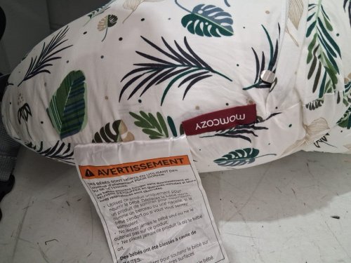 MOMCOZY ORIGINAL PLUS SIZE NURSING PILLOW - WHITE/FREEDOM'S LITTLE CREATURES image 4