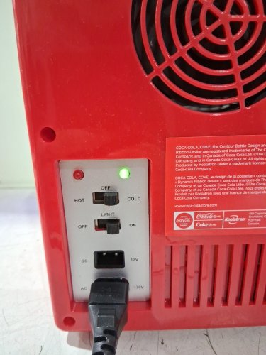 KOOLATRON PORTABLE COOLING/WARMING LED coca cola MINI FRIDGE - 4L/6 CAN CAPACITY - RED (MODEL: CCGM4) image 6