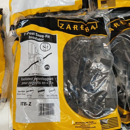 10 (25PK) 250 total ZAREBA ITB-Z STANDARD T-POST SNUG FIT INSULATOR FOR POLY WIRE, POLY ROPE - BLACK-(model: itbz) image 3