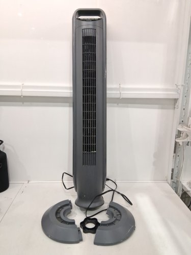 Seville Classics Oscillating Tower Fan - BLACK (MODEL: 1704090) image 3