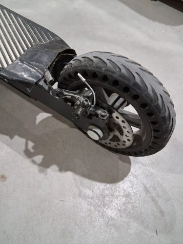 GEN3 VERVE ELECTRIC SCOOTER WITH A TO SPEED UP TO 32KM/H - BLACK image 7