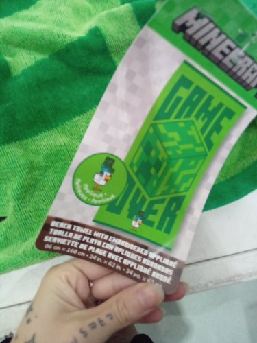 Minecraft 'game over' kids beach towel - 34" x 63" - green image 3