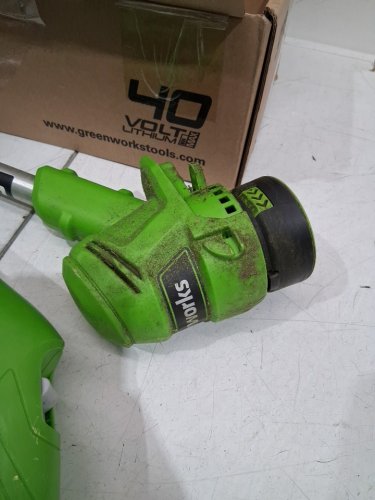 GREENWORKS CORDLESS STRING TRIMMER **TOOL ONLY** - 12" PATH 40V - GREEN/BLACK (MODEL: STF309/STF311) image 7