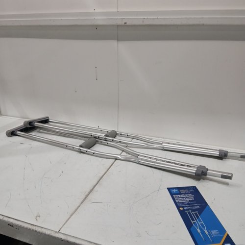 medline guardian standard aluminum adjustable crutches - 5.2FT to 5.10FT - aluminum (model: mdsv80535) image 2